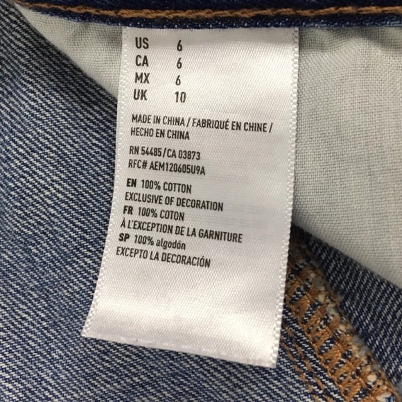 🚨American Eagle High Rise Jean Cut Off Shorts 6 - Picture 4 of 8